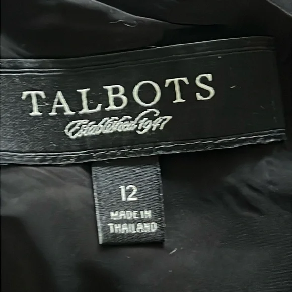 Talbots Women’s Wool Black Skirt.Never worn.
.Sz-12..Zipper closure.Black lining - Picture 4 of 6
